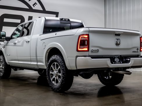 Used 2024 RAM 3500 Limited w/ Safety Group image 34