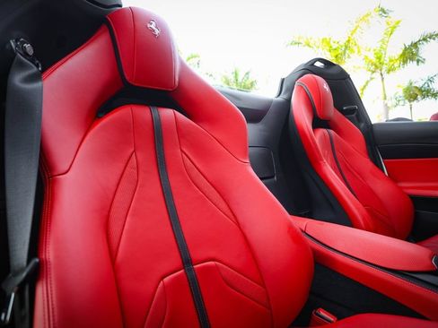 Used 2021 Ferrari 812 GTS RWD image 52