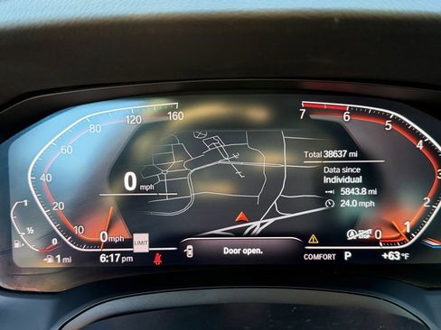 Used 2019 BMW 330i xDrive Sedan w/ Convenience Package image 18