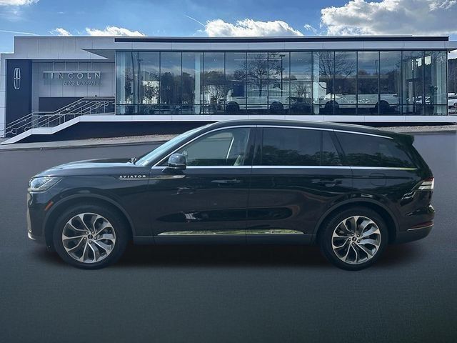 New 2026 Lincoln Aviator Reserve w/ Luxury Package RWD image 4