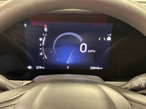 Used 2025 Buick Envista Preferred FWD image 33
