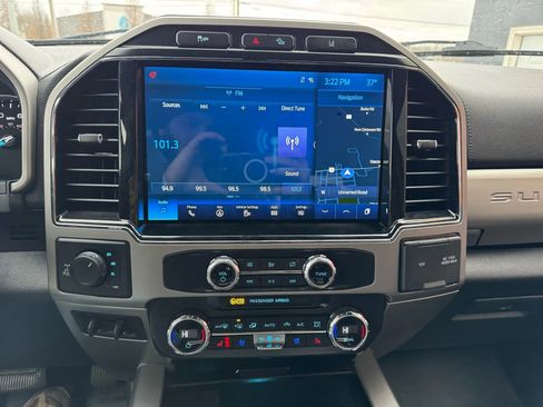 Used 2022 Ford F250 Lariat w/ Tremor Off-Road Package image 32