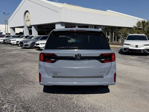 New 2026 Honda Odyssey Elite image 5