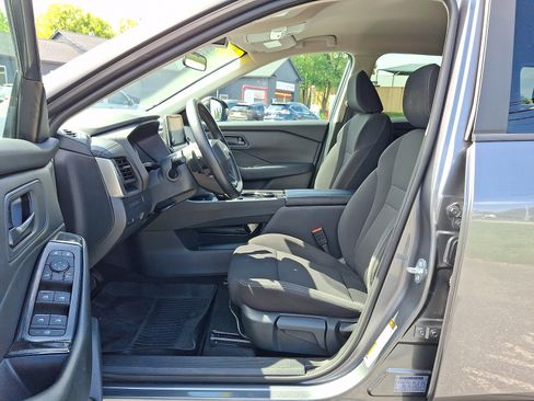 Certified 2025 Nissan Rogue S AWD/4WD image 14