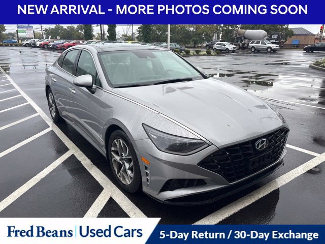 Certified 2023 Hyundai Sonata SEL w/ Convenience Package FWD image 3