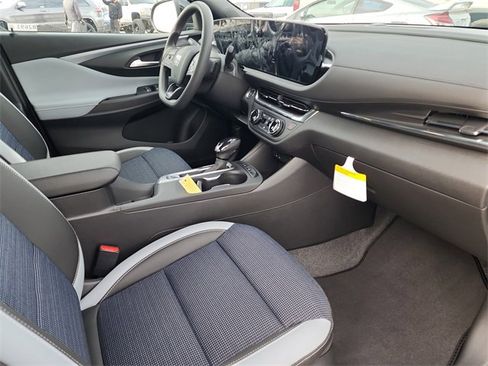 New 2026 Buick Envista Preferred image 16