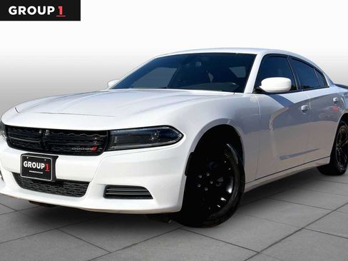 Used 2022 Dodge Charger SXT RWD image 1