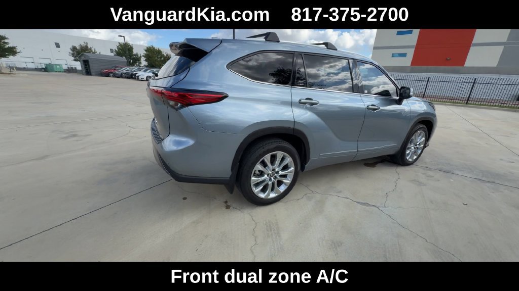 Used 2021 Toyota Highlander Limited FWD image 9