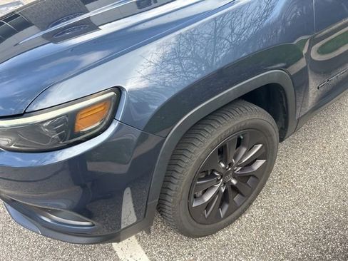 Used 2021 Jeep Cherokee Latitude Lux 80th Anniv w/ Quick Order Package 26U 80TH image 10