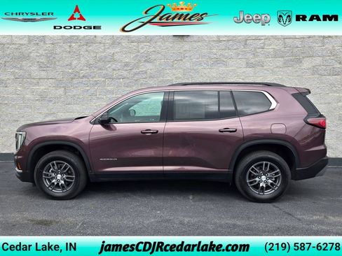 Used 2025 GMC Acadia Elevation FWD image 2