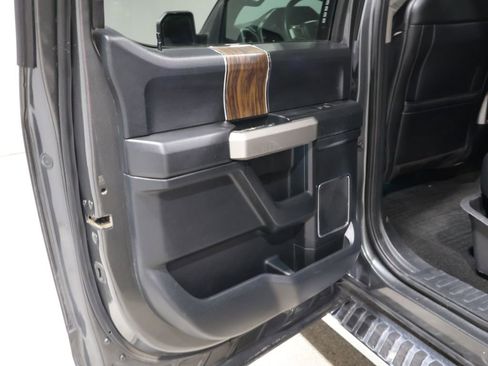 Used 2019 Ford F150 Lariat w/ Equipment Group 501A Mid image 20