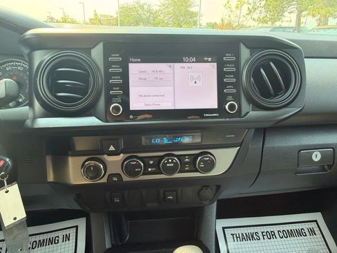 Used 2021 Toyota Tacoma SR AWD/4WD image 30