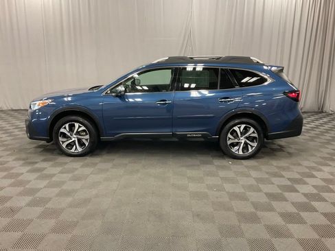 Used 2022 Subaru Outback Touring XT AWD/4WD image 8