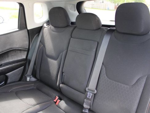 Used 2019 Jeep Compass Sport FWD image 19