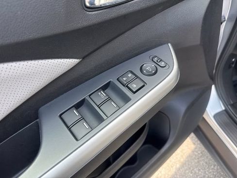 Used 2016 Honda CR-V Touring image 10