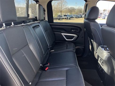 Used 2019 Nissan Titan PRO-4X w/ Pro-4x Convenience Package image 31