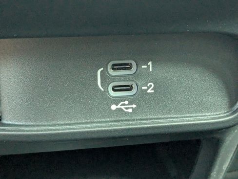 New 2026 Chrysler Voyager LX image 28