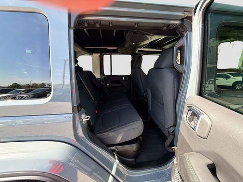 Used 2025 Jeep Wrangler Sahara 4xe w/ Safety Group image 27