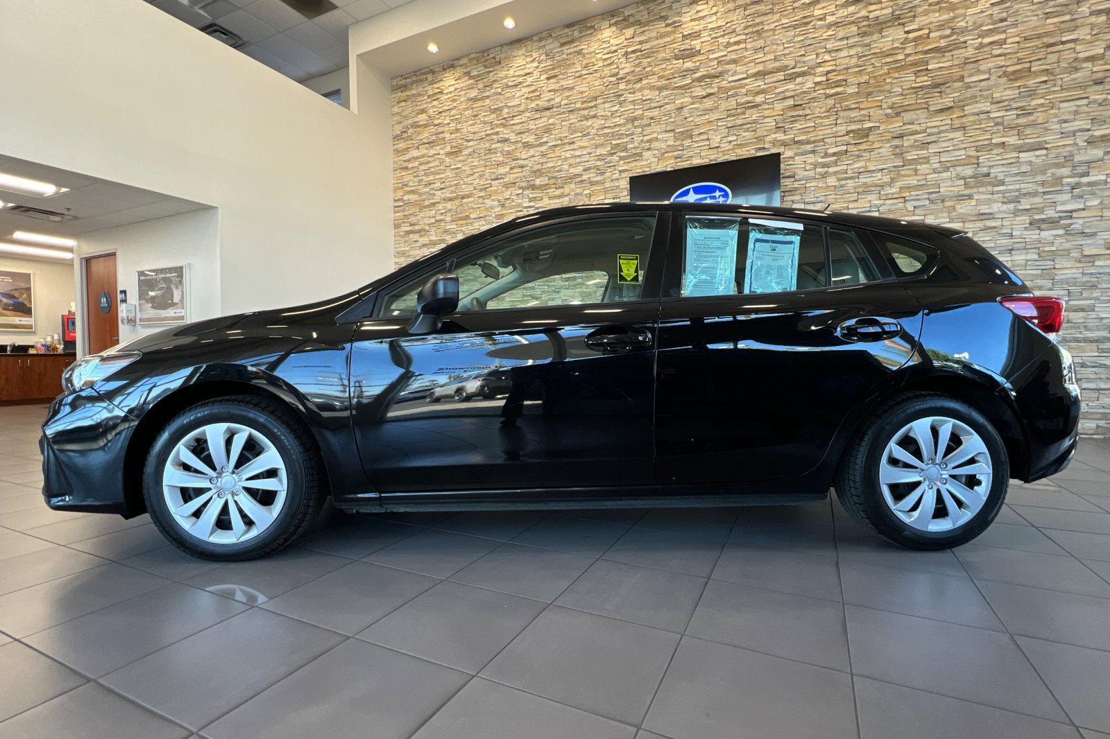 Used 2019 Subaru Impreza 2.0i w/ Eyesight AWD/4WD image 2