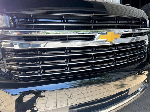 Used 2024 Chevrolet Tahoe LT AWD/4WD image 28