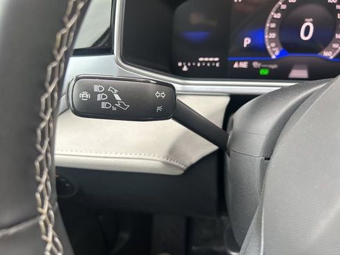 New 2026 Volkswagen Taos SE AWD/4WD image 28