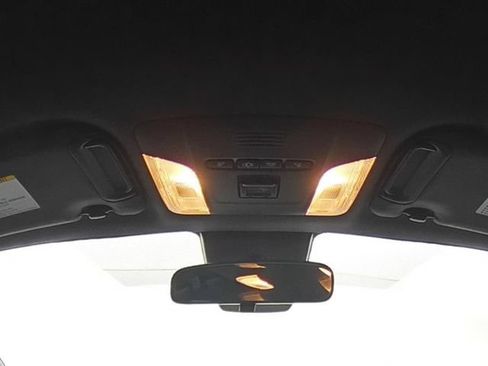 Used 2021 Toyota Corolla SE w/ Carpet Mat Package (TMS) FWD image 31
