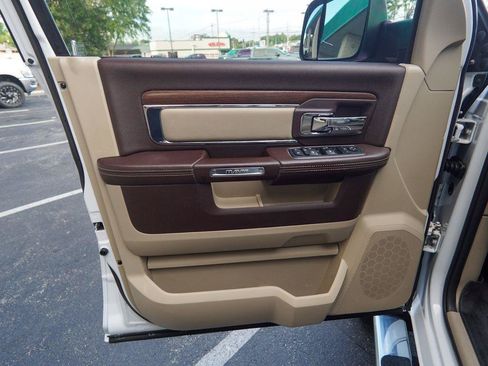 Used 2013 RAM 1500 Laramie w/ Convenience Group AWD/4WD image 18