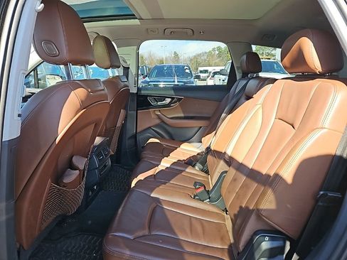 Used 2019 Audi Q7 3.0T Premium Plus w/ Premium Plus Package image 14