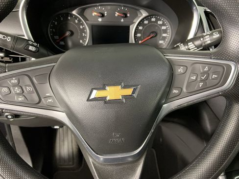 Used 2022 Chevrolet Equinox LT image 30