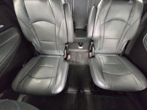 Used 2023 Buick Enclave Essence w/ LPO, Floor Liner Package AWD/4WD image 25