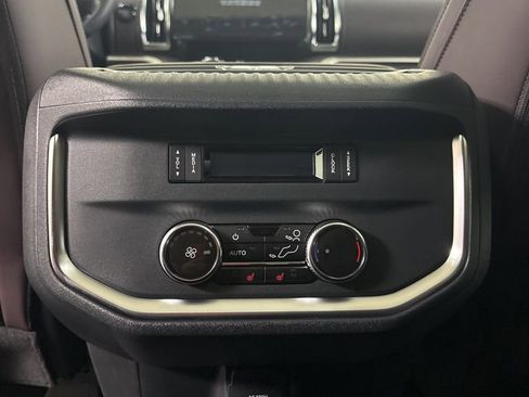 New 2026 Ford Expedition Max Platinum w/ Platinum Ultimate Package AWD/4WD image 30