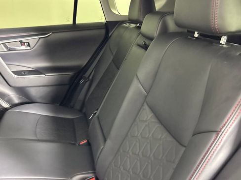 New 2026 Kia Carnival EX FWD image 28