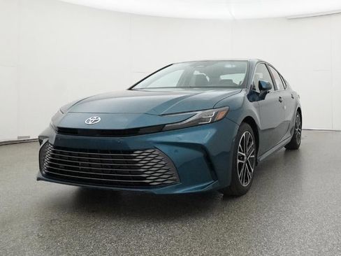 New 2026 Toyota Camry XLE image 32