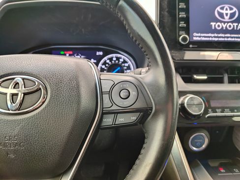 Used 2021 Toyota Venza XLE w/ Carpet Mat Package (TMS) AWD/4WD image 13