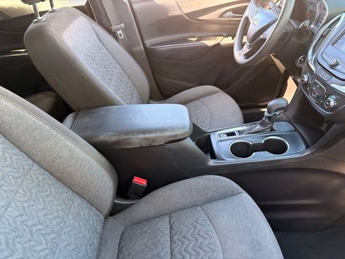 Used 2023 Chevrolet Equinox LT FWD image 8
