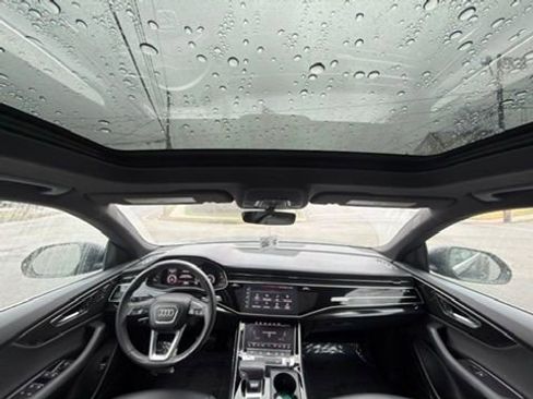 Used 2019 Audi Q8 Premium Plus w/ Premium Plus image 32