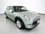 Used 2019 MINI Cooper 4-Door Hardtop w/ Premium Package image 3