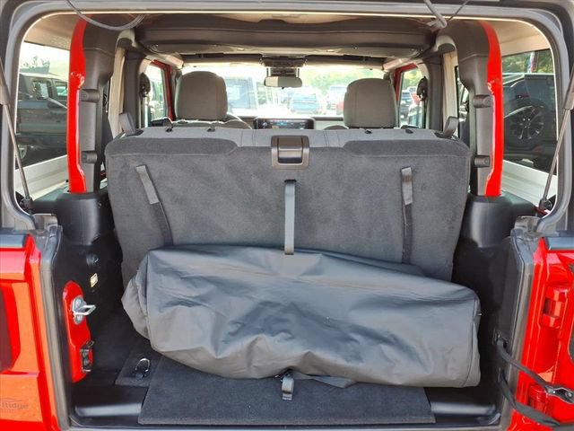 Used 2025 Jeep Wrangler Sport AWD/4WD image 8
