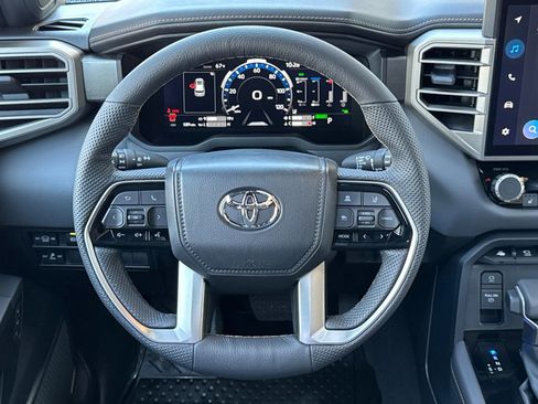 Used 2026 Toyota Sequoia Capstone AWD/4WD image 15