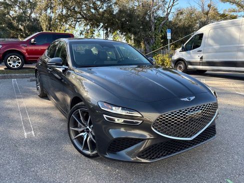 Used 2025 Genesis G70 2.5T image 4