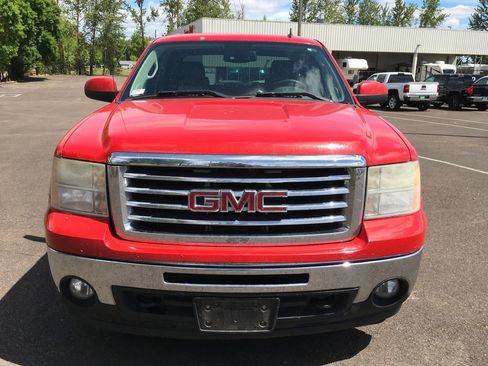 Used 2013 GMC Sierra 1500 SLT w/ All-Terrain Package AWD/4WD image 9
