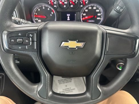 Used 2024 Chevrolet Silverado 2500 Custom w/ Custom Value Package image 16