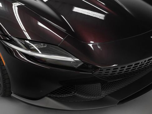 Certified 2025 Ferrari Roma Spider RWD image 6