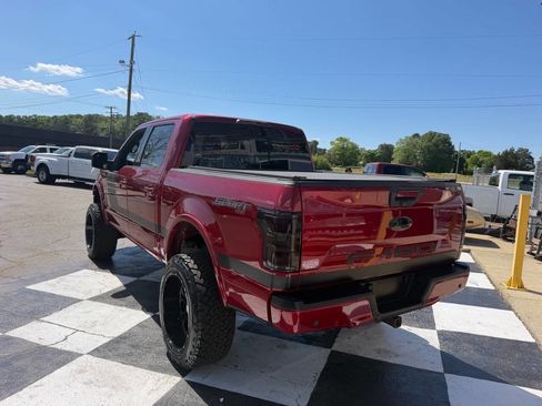 Used 2018 Ford F150 XLT w/ Equipment Group 302A Luxury AWD/4WD image 8