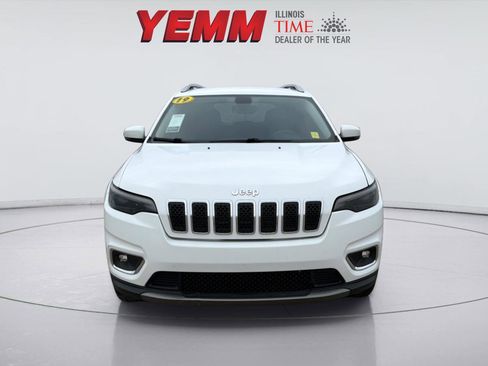 Used 2019 Jeep Cherokee Limited image 3