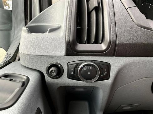 Used 2016 Ford Transit 250 130 Low Roof w/ Exterior Upgrade Package RWD image 17