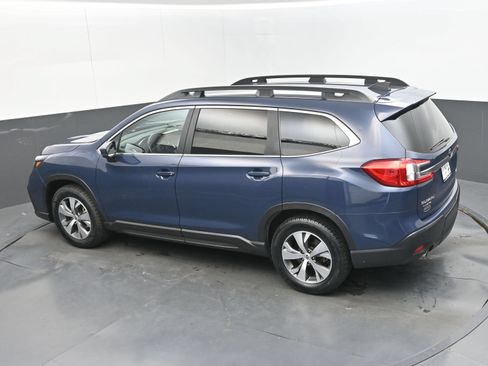 Used 2025 Subaru Ascent Premium AWD/4WD image 31