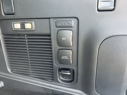 New 2025 Lincoln Navigator Reserve image 29