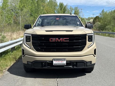 Used 2023 GMC Sierra 1500 Elevation AWD/4WD image 2