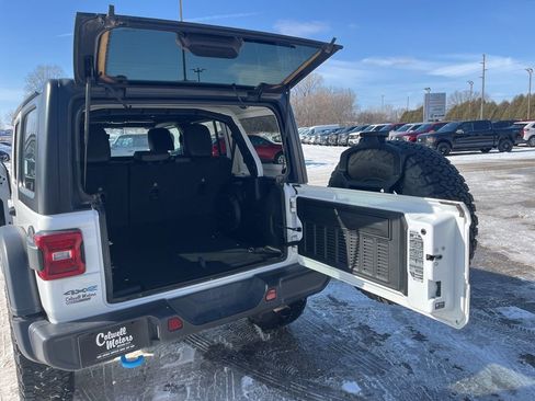 Used 2023 Jeep Wrangler Unlimited Rubicon 4xe image 13